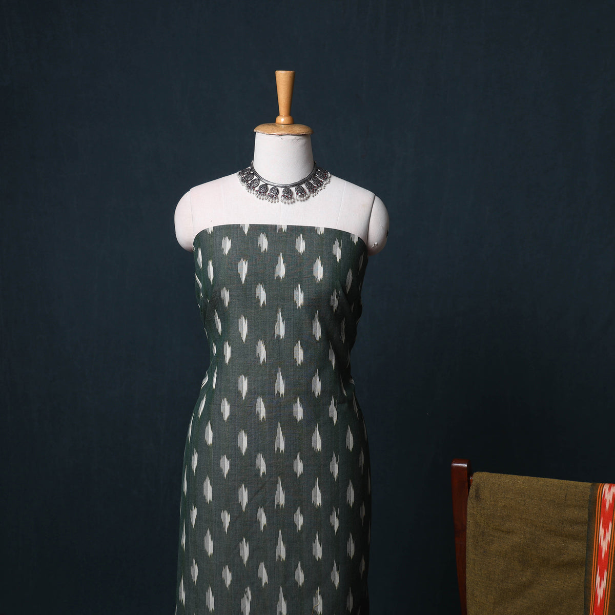 Pochampally Ikat Cotton Unstitched Dress Material: Kurta, Bottom with Dupatta 18