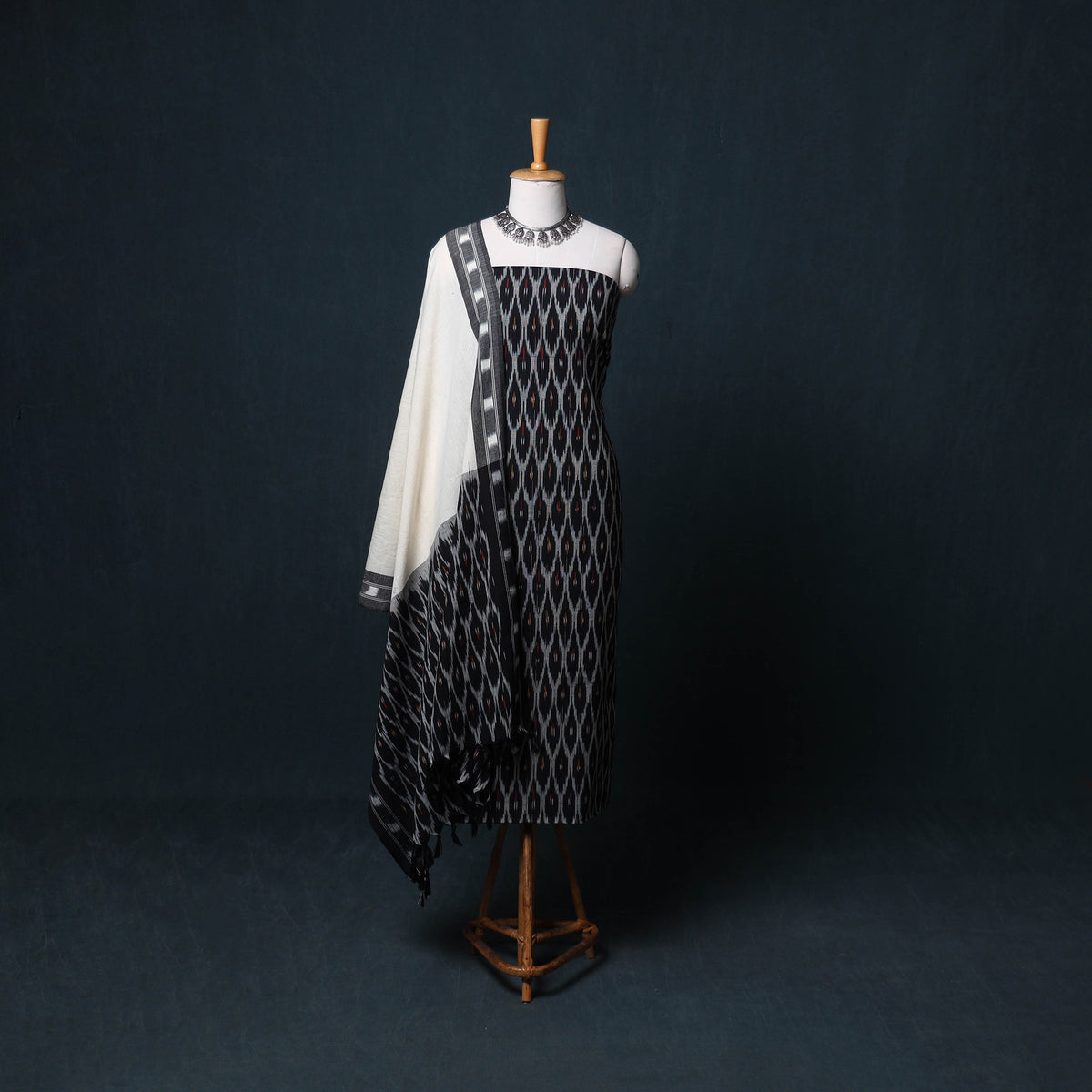 Pochampally Ikat Cotton Unstitched Dress Material: Kurta, Bottom with Dupatta 19