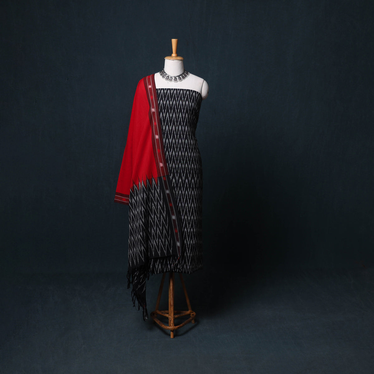 Pochampally Ikat Cotton Unstitched Dress Material: Kurta, Bottom with Dupatta 25