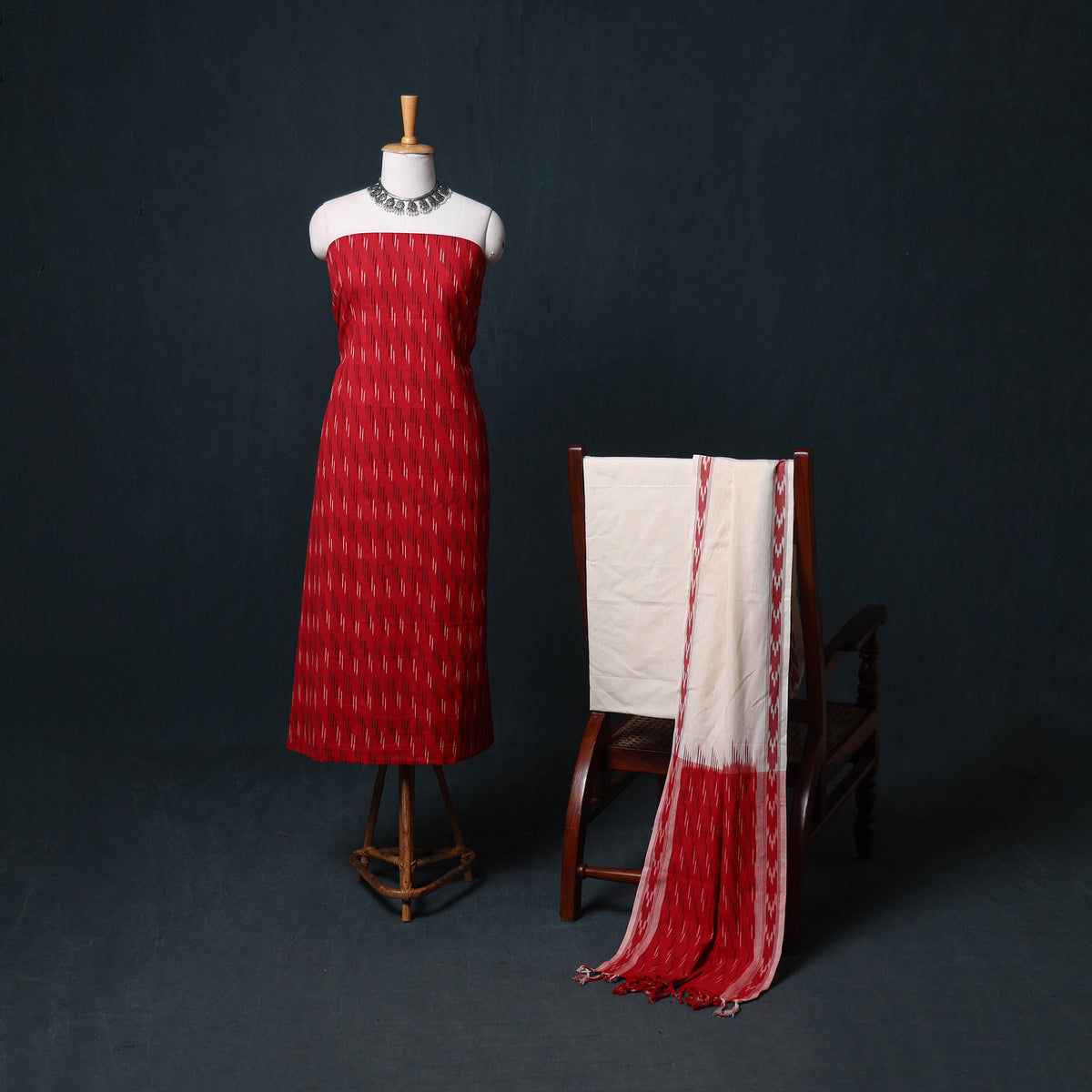 Pochampally Ikat Cotton Unstitched Dress Material: Kurta, Bottom with Dupatta 32