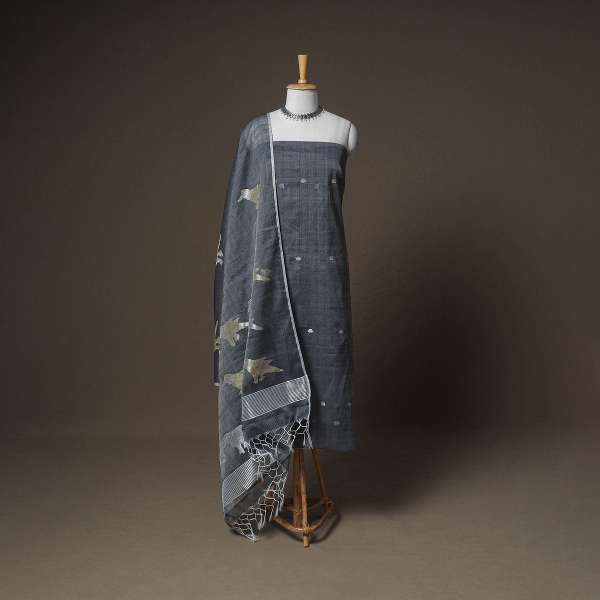 Jamdani Pure Handloom Muslin Unstitched Dress Material: Kurta with Dupatta 05