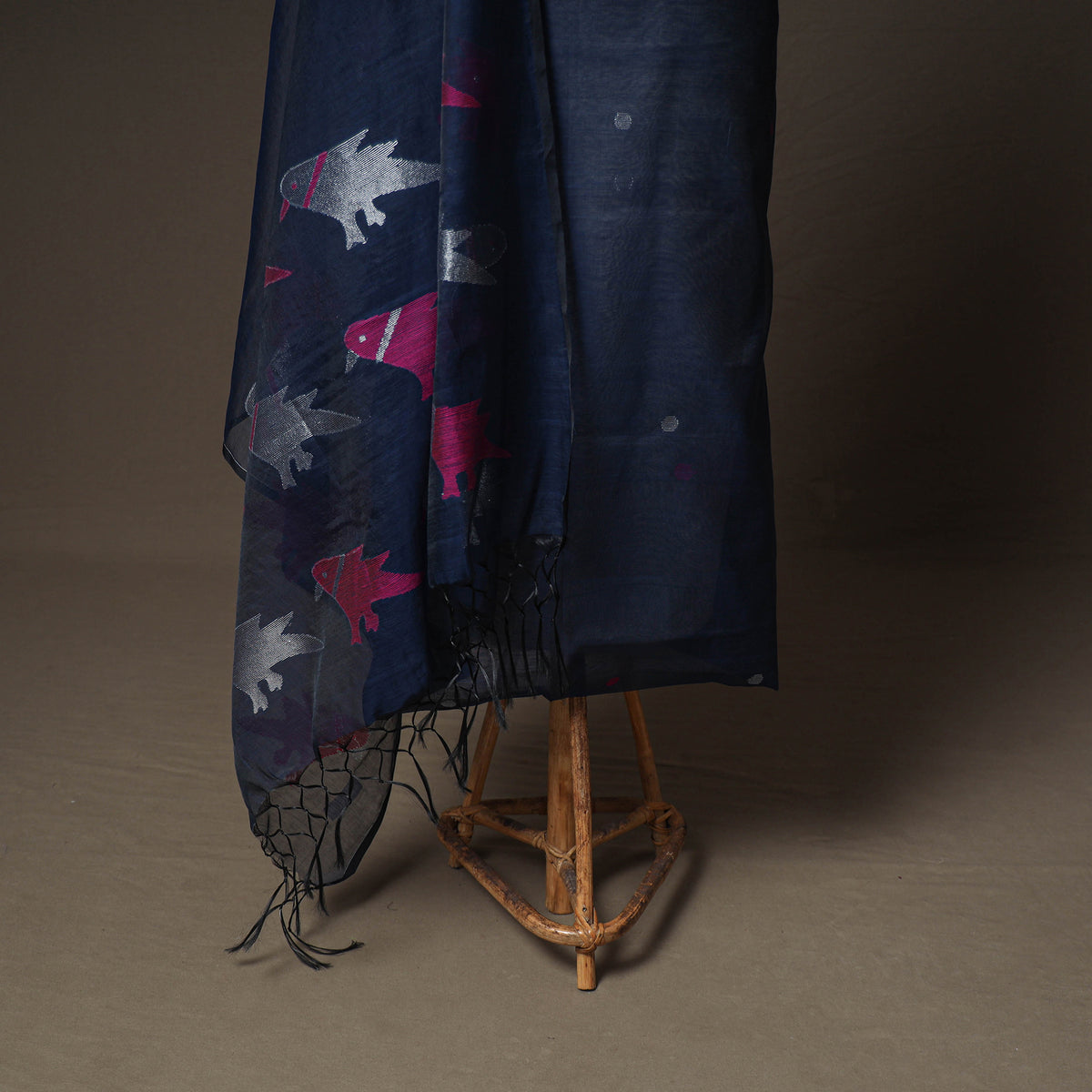Jamdani Pure Handloom Muslin Unstitched Dress Material: Kurta with Dupatta 12