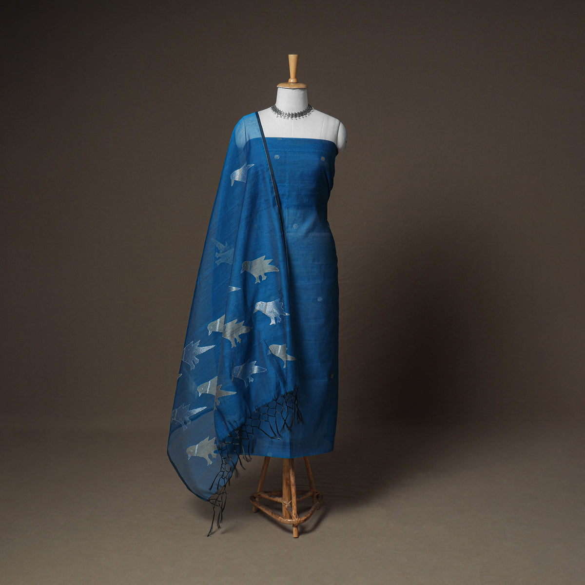 Jamdani Pure Handloom Muslin Unstitched Dress Material: Kurta with Dupatta 14