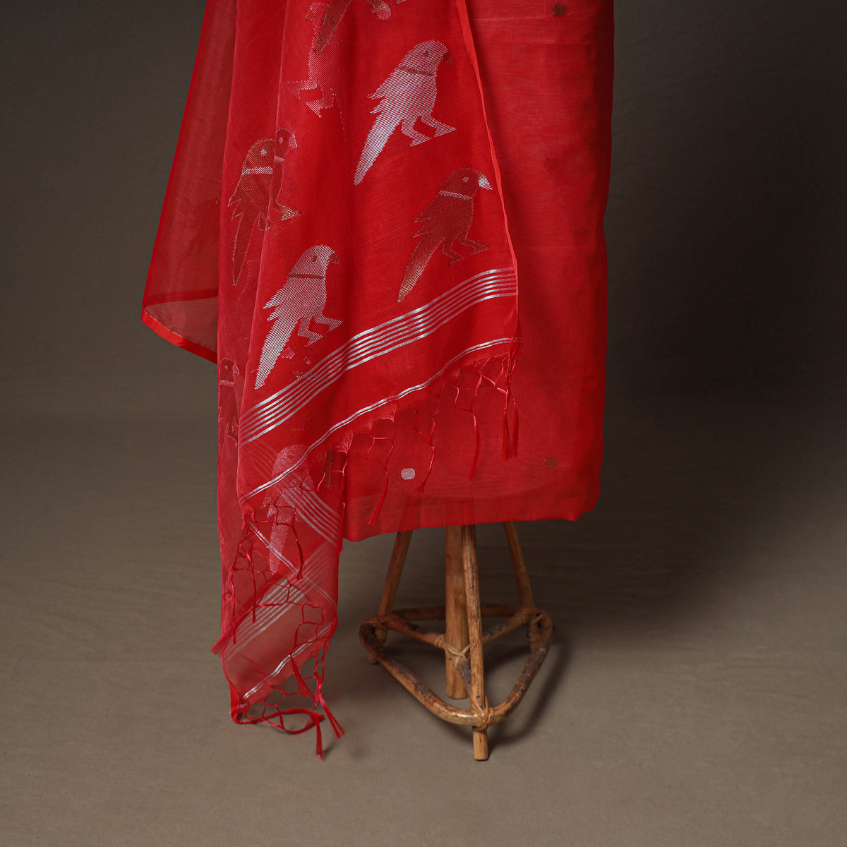 Jamdani Pure Handloom Muslin Unstitched Dress Material: Kurta with Dupatta 15