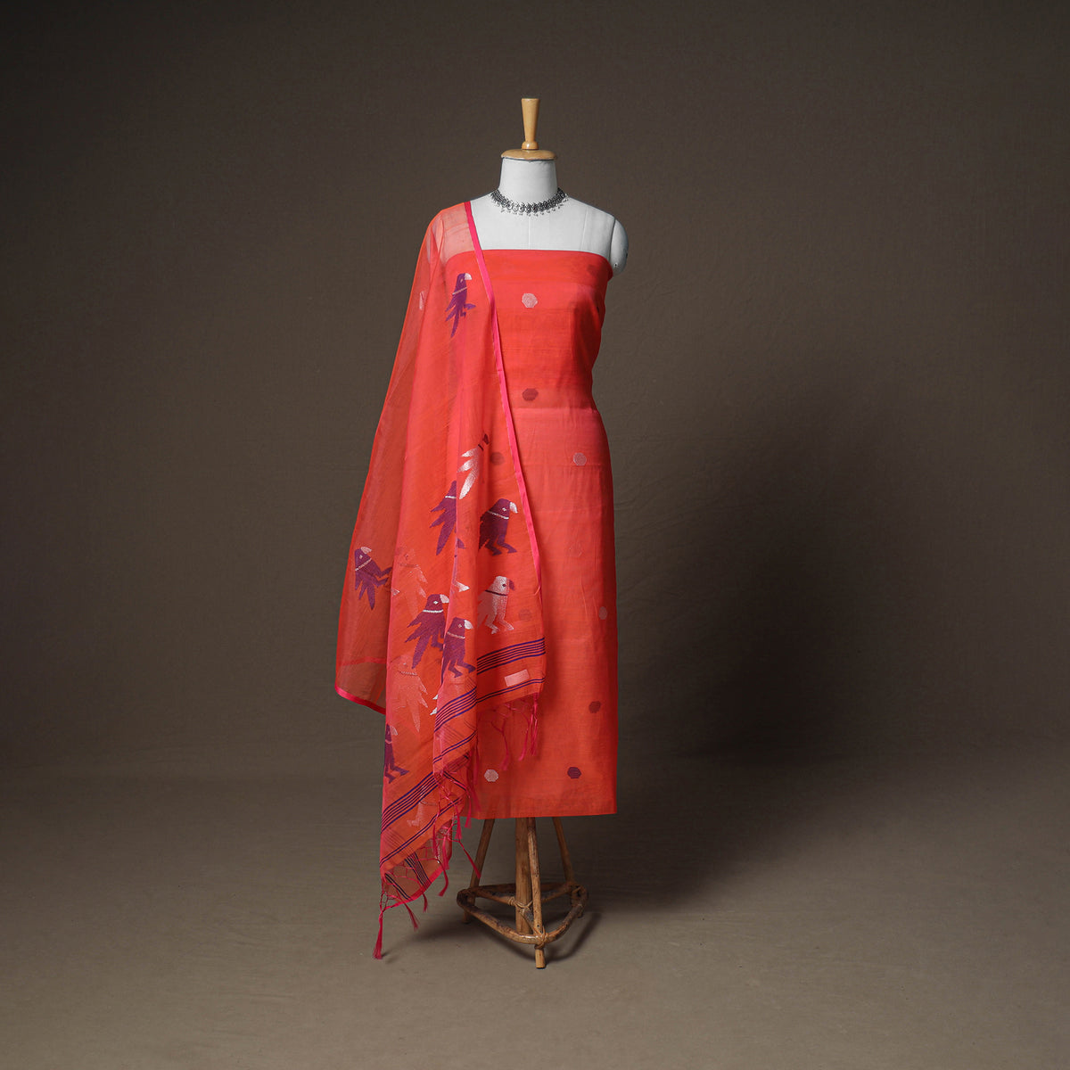 Jamdani Pure Handloom Muslin Unstitched Dress Material: Kurta with Dupatta 16