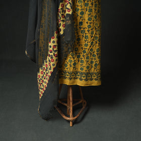 Ajrakh Block Print Natural Dyed Cotton Unstitched Dress Material: Kurta & Dupatta with Jewellery 01