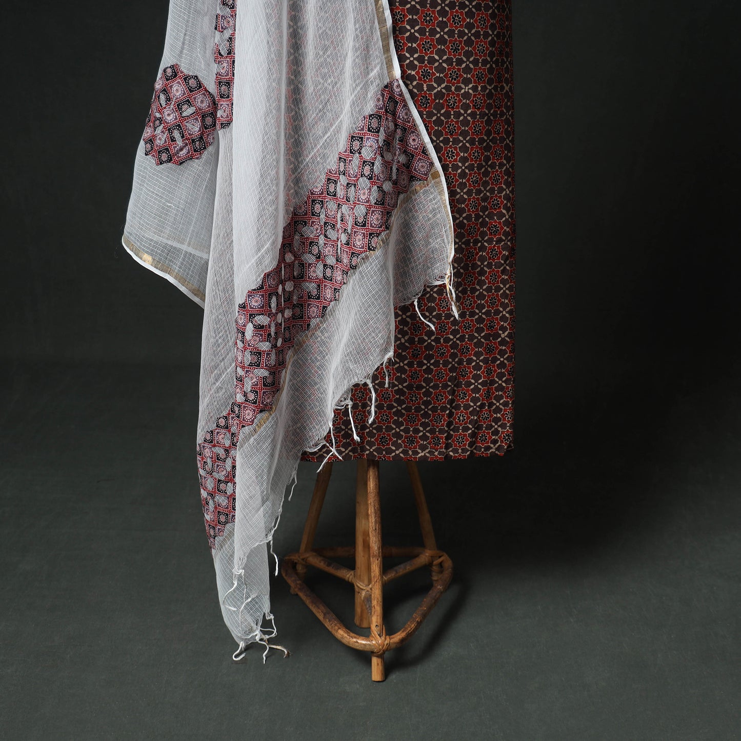 Ajrakh Block Print Natural Dyed Cotton Unstitched Dress Material: Kurta & Dupatta with Jewellery 03