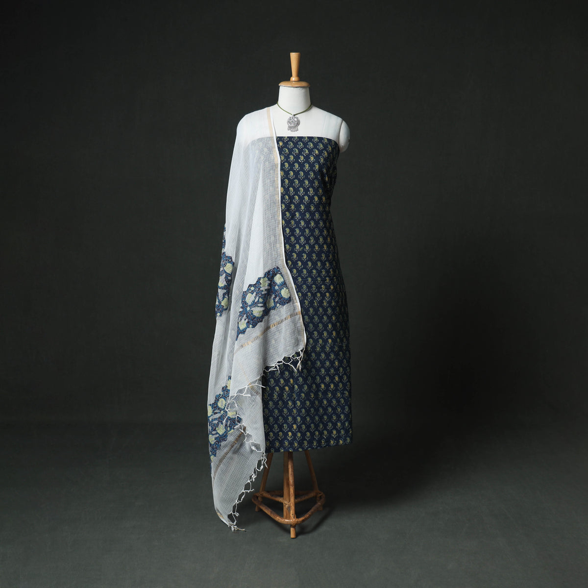Ajrakh Block Print Natural Dyed Cotton Unstitched Dress Material: Kurta & Dupatta with Jewellery 04