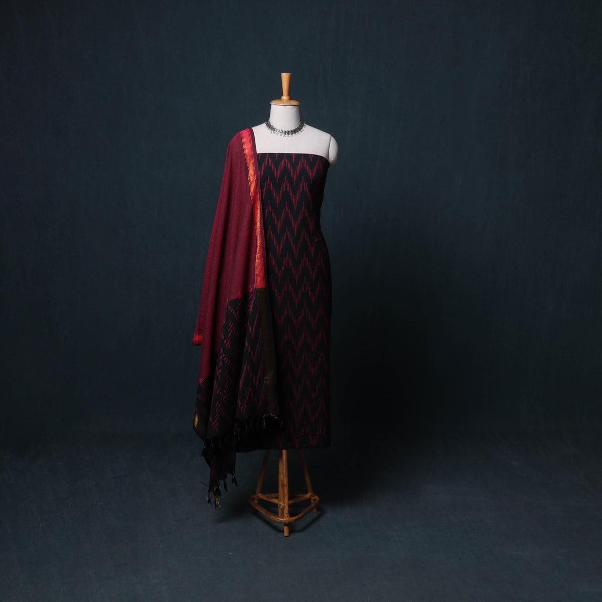 Pochampally Ikat Cotton Unstitched Dress Material: Kurta, Bottom with Dupatta 03