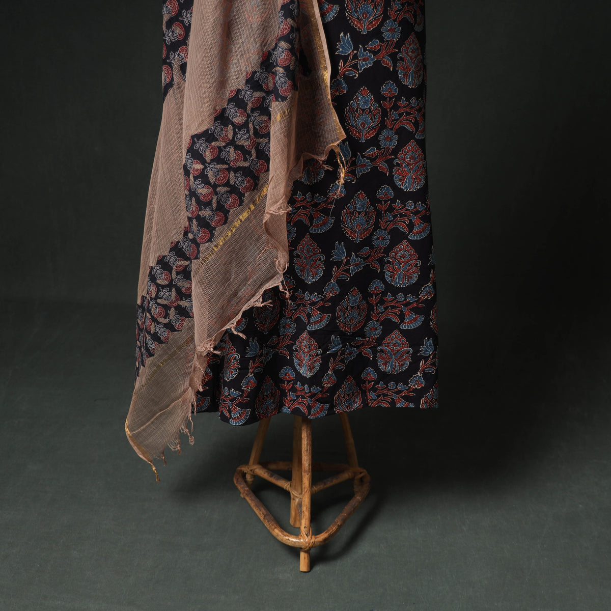 Ajrakh Block Print Natural Dyed Cotton Unstitched Dress Material: Kurta & Dupatta with Jewellery 06