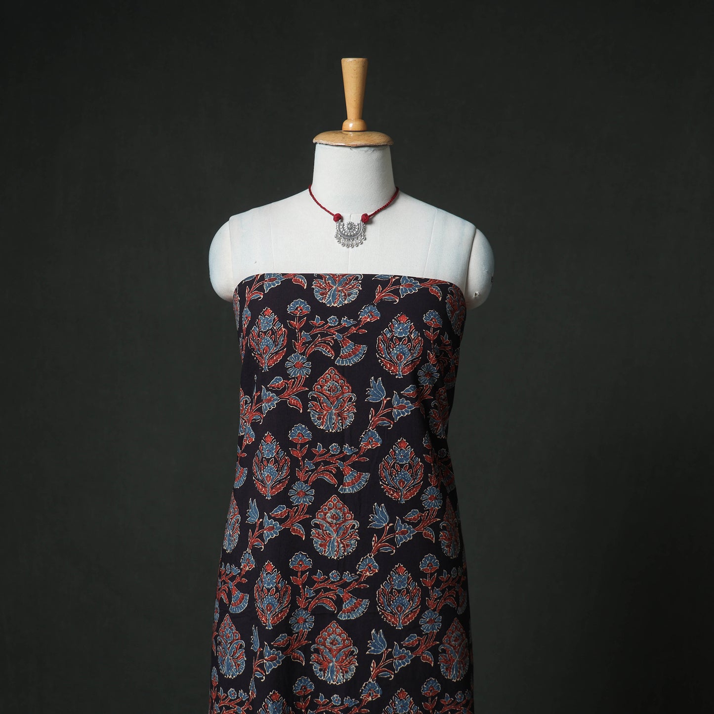 Ajrakh Block Print Natural Dyed Cotton Unstitched Dress Material: Kurta & Dupatta with Jewellery 06