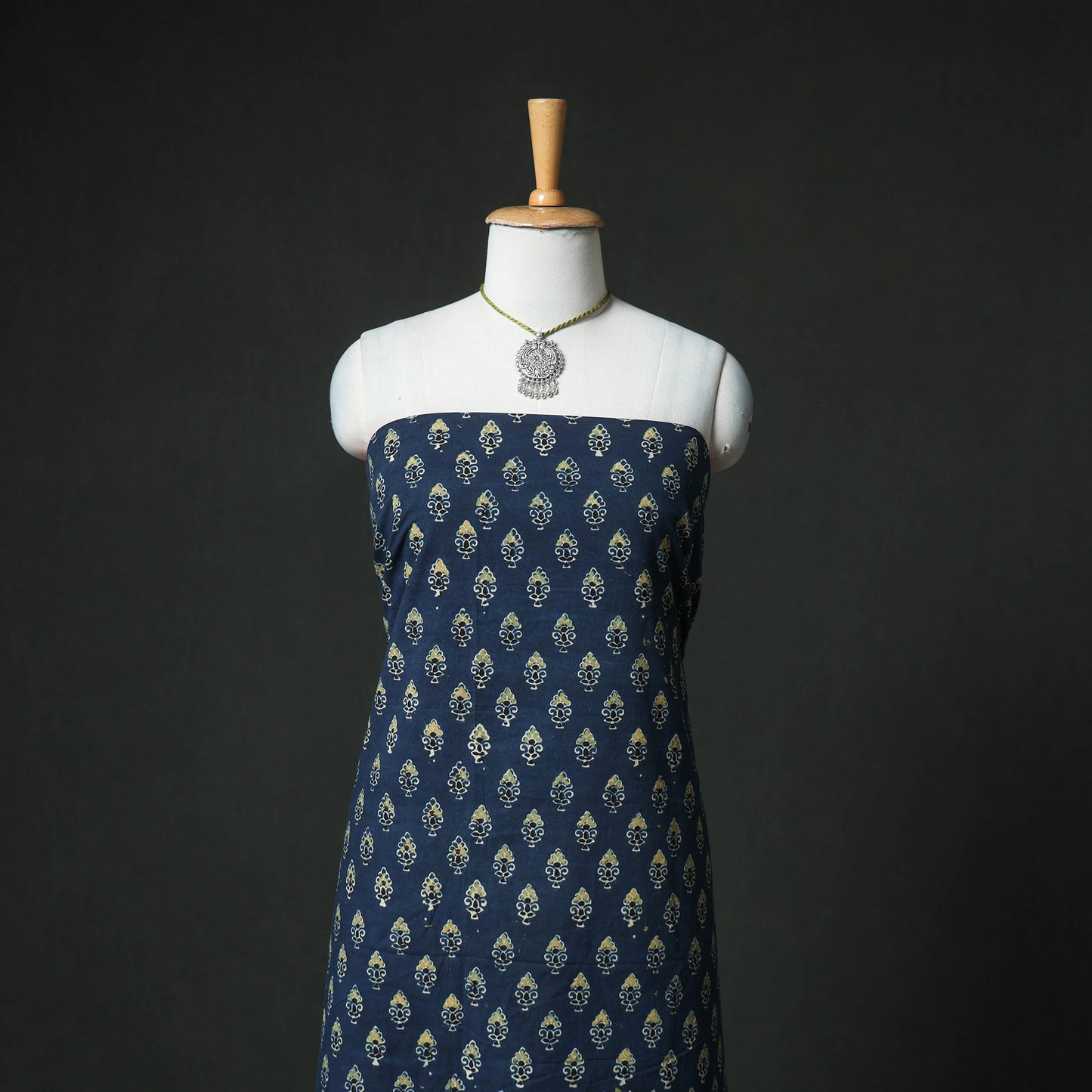 Ajrakh Block Print Natural Dyed Cotton Unstitched Dress Material: Kurta & Dupatta with Jewellery 07