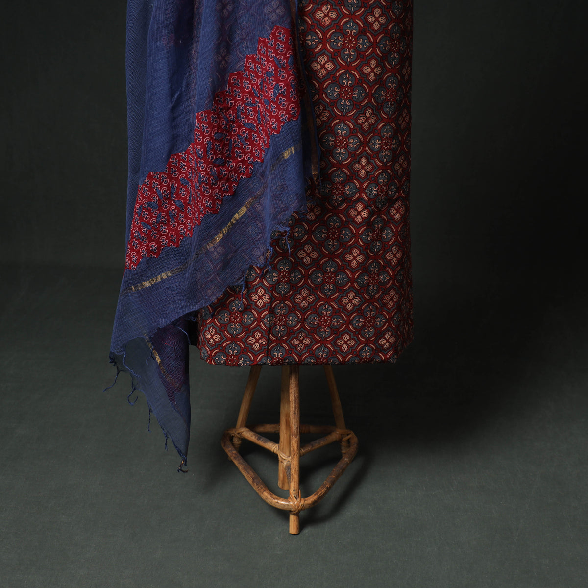 Ajrakh Block Print Natural Dyed Cotton Unstitched Dress Material: Kurta & Dupatta with Jewellery 08