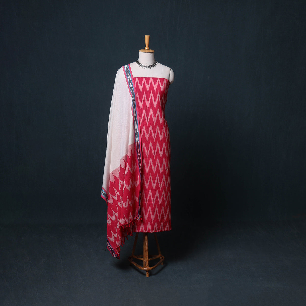 Pochampally Ikat Cotton Unstitched Dress Material: Kurta, Bottom with Dupatta 08