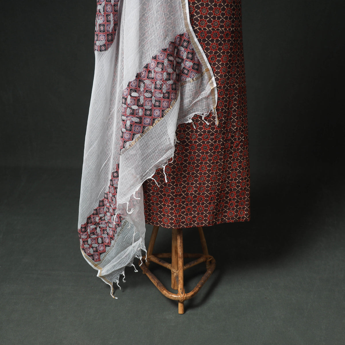 Ajrakh Block Print Natural Dyed Cotton Unstitched Dress Material: Kurta & Dupatta with Jewellery 09
