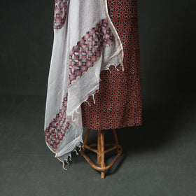 Ajrakh Block Print Natural Dyed Cotton Unstitched Dress Material: Kurta & Dupatta with Jewellery 09