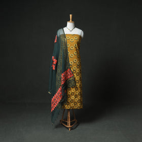 Ajrakh Block Print Natural Dyed Cotton Unstitched Dress Material: Kurta & Dupatta with Jewellery 13