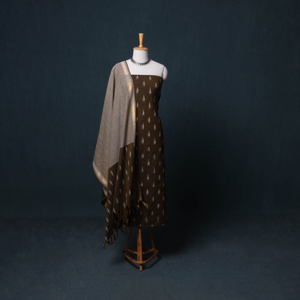 Pochampally Ikat Cotton Unstitched Dress Material: Kurta, Bottom with Dupatta 15