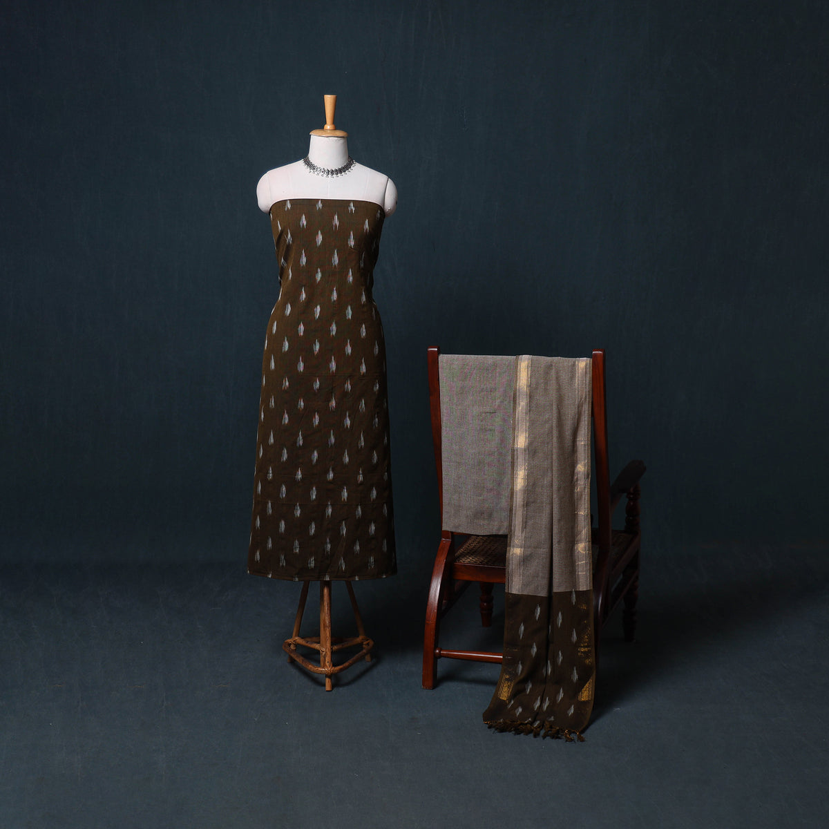 Pochampally Ikat Cotton Unstitched Dress Material: Kurta, Bottom with Dupatta 15