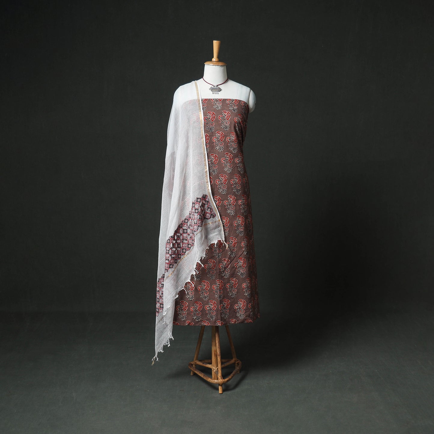 Ajrakh Block Print Natural Dyed Cotton Unstitched Dress Material: Kurta & Dupatta with Jewellery 21