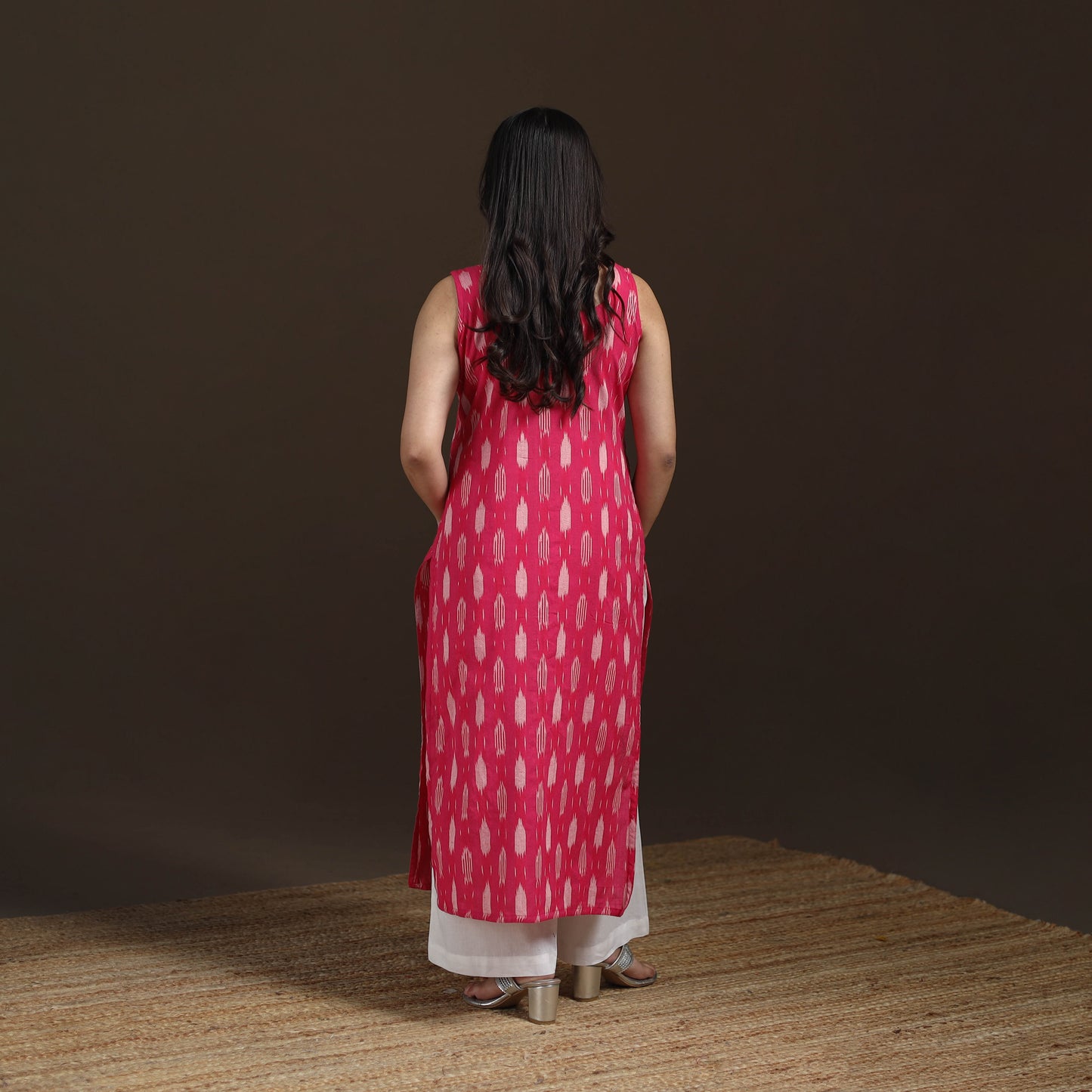Pochampally Ikat Cotton Sleeveless Straight Long Kurta for Women 41