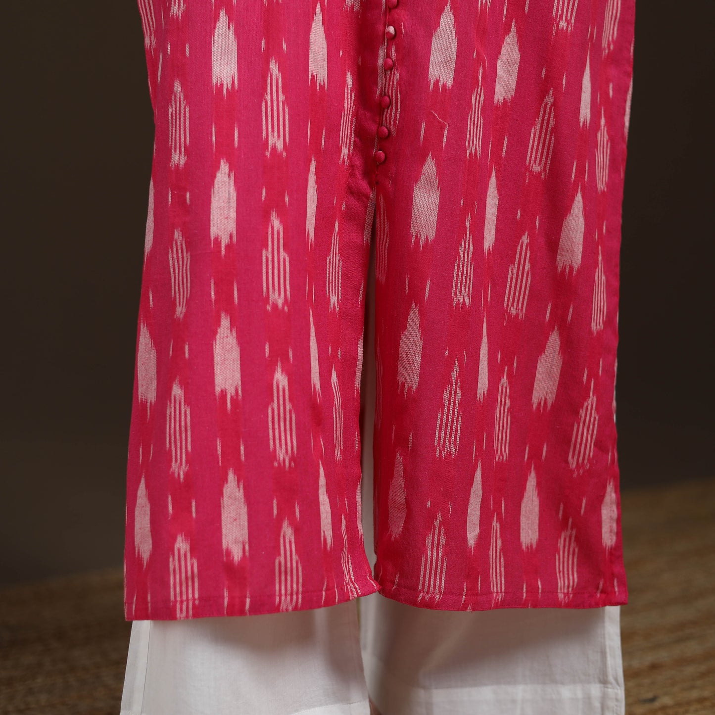 Pochampally Ikat Cotton Sleeveless Straight Long Kurta for Women 41