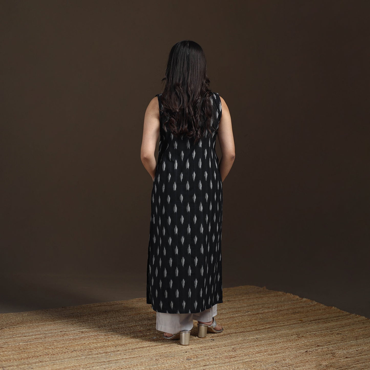 Pochampally Ikat Cotton Sleeveless Straight Long Kurta for Women 44