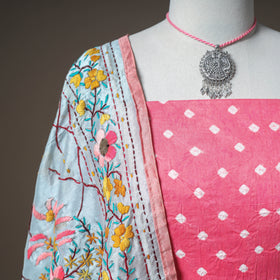 Bandhani Cotton Unstitched Dress Material: Kurta & Dupatta with Jewellery 22