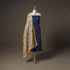 Bandhani Cotton Unstitched Dress Material: Kurta & Dupatta with Jewellery 23