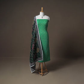 Bandhani Cotton Unstitched Dress Material: Kurta & Dupatta with Jewellery 27