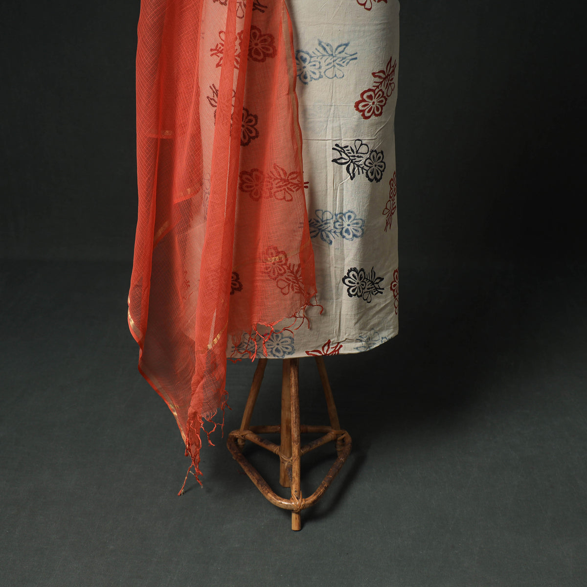 Ajrakh Block Print Natural Dyed Cotton Unstitched Dress Material: Kurta & Dupatta with Jewellery 02