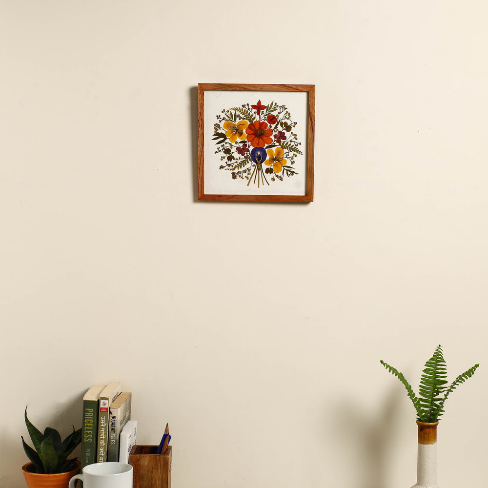 Flower Art Work Wooden Wall Frame (8 x 8 in)