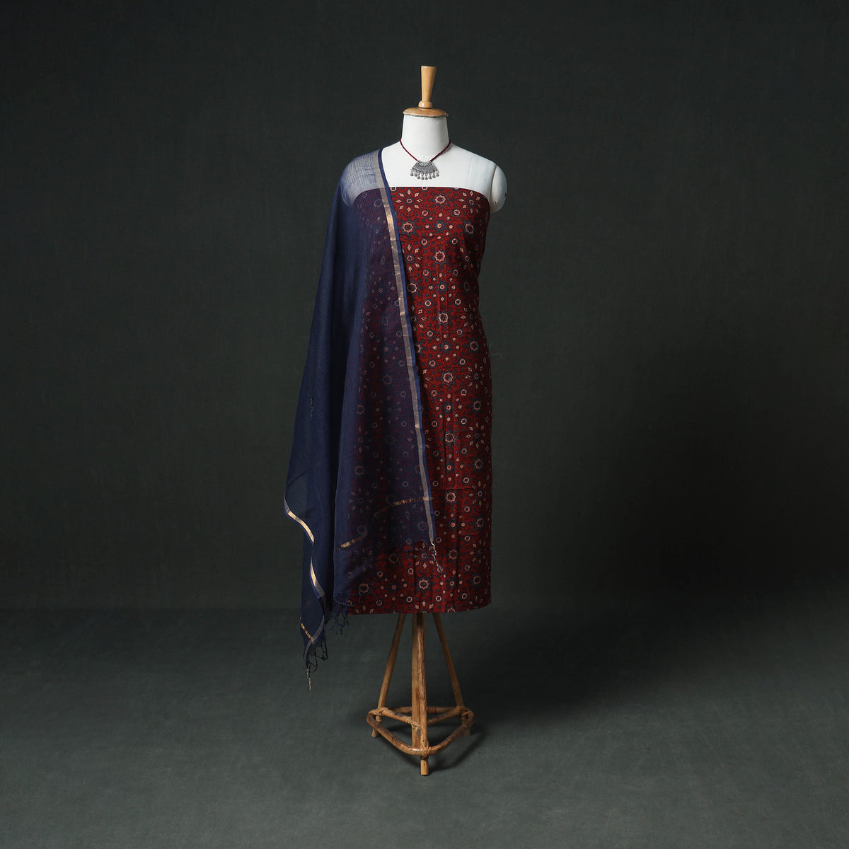 Ajrakh Block Print Natural Dyed Cotton Unstitched Dress Material: Kurta & Dupatta with Jewellery 09