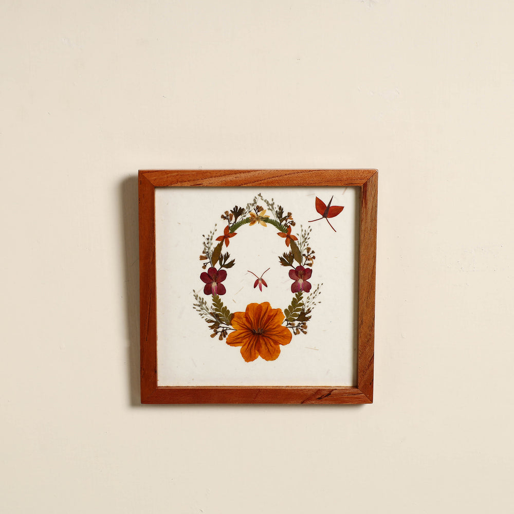 Flower Art Work Wooden Wall Frame (6 x 6 in)