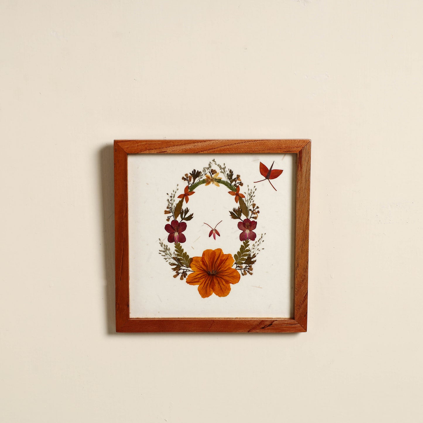 Flower Art Work Wooden Wall Frame (6 x 6 in)