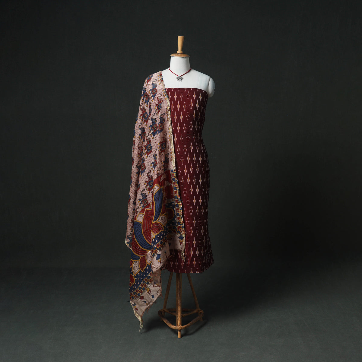 Pochampally Ikat Mercerised Cotton Unstitched Dress Material: Kurta & Dupatta with Jewellery 18