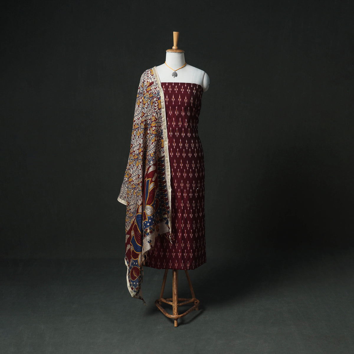 Pochampally Ikat Mercerised Cotton Unstitched Dress Material: Kurta & Dupatta with Jewellery 20