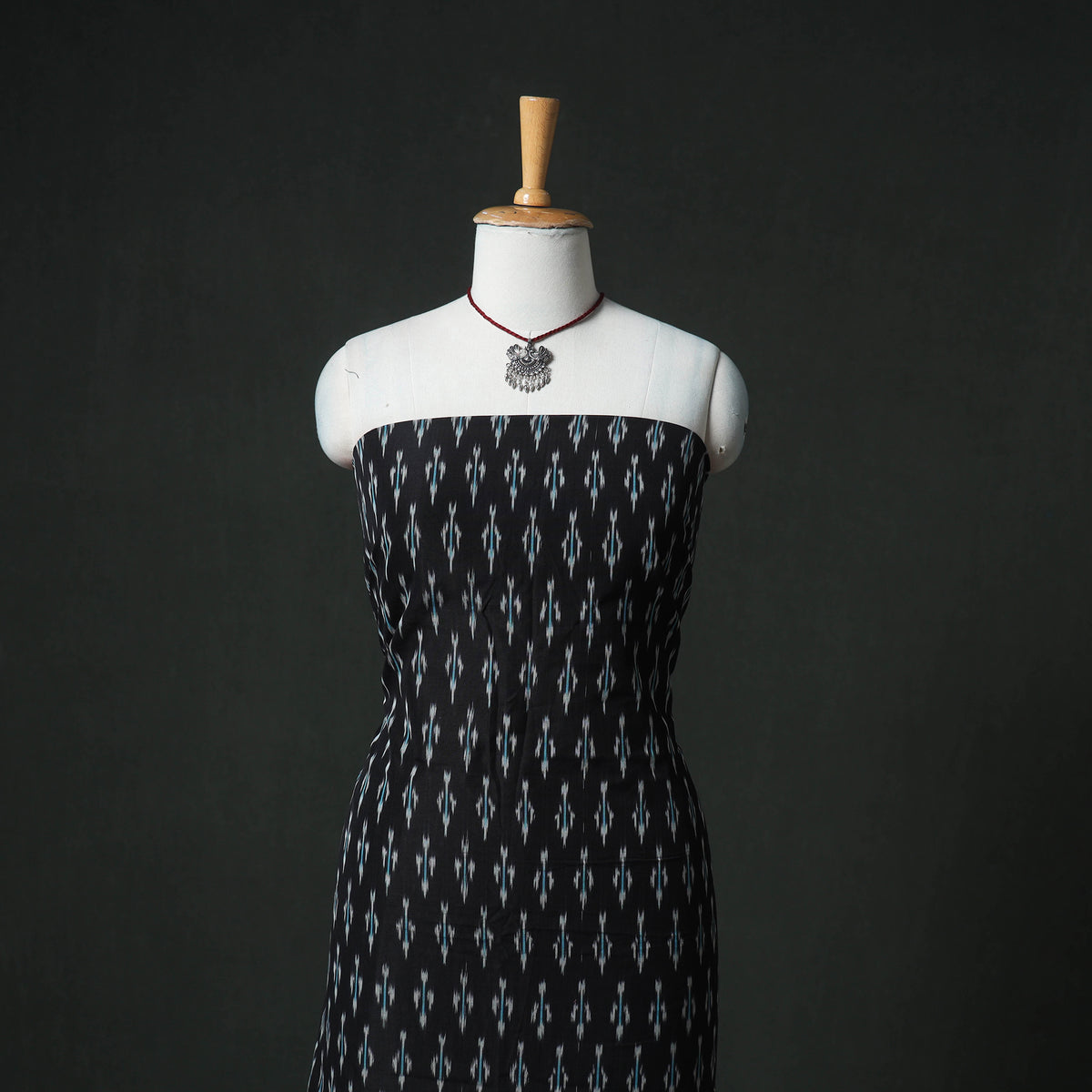Pochampally Ikat Mercerised Cotton Unstitched Dress Material: Kurta & Dupatta with Jewellery 22