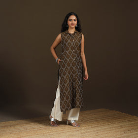 Pochampally Ikat Cotton Sleeveless Straight Long Kurta for Women 48