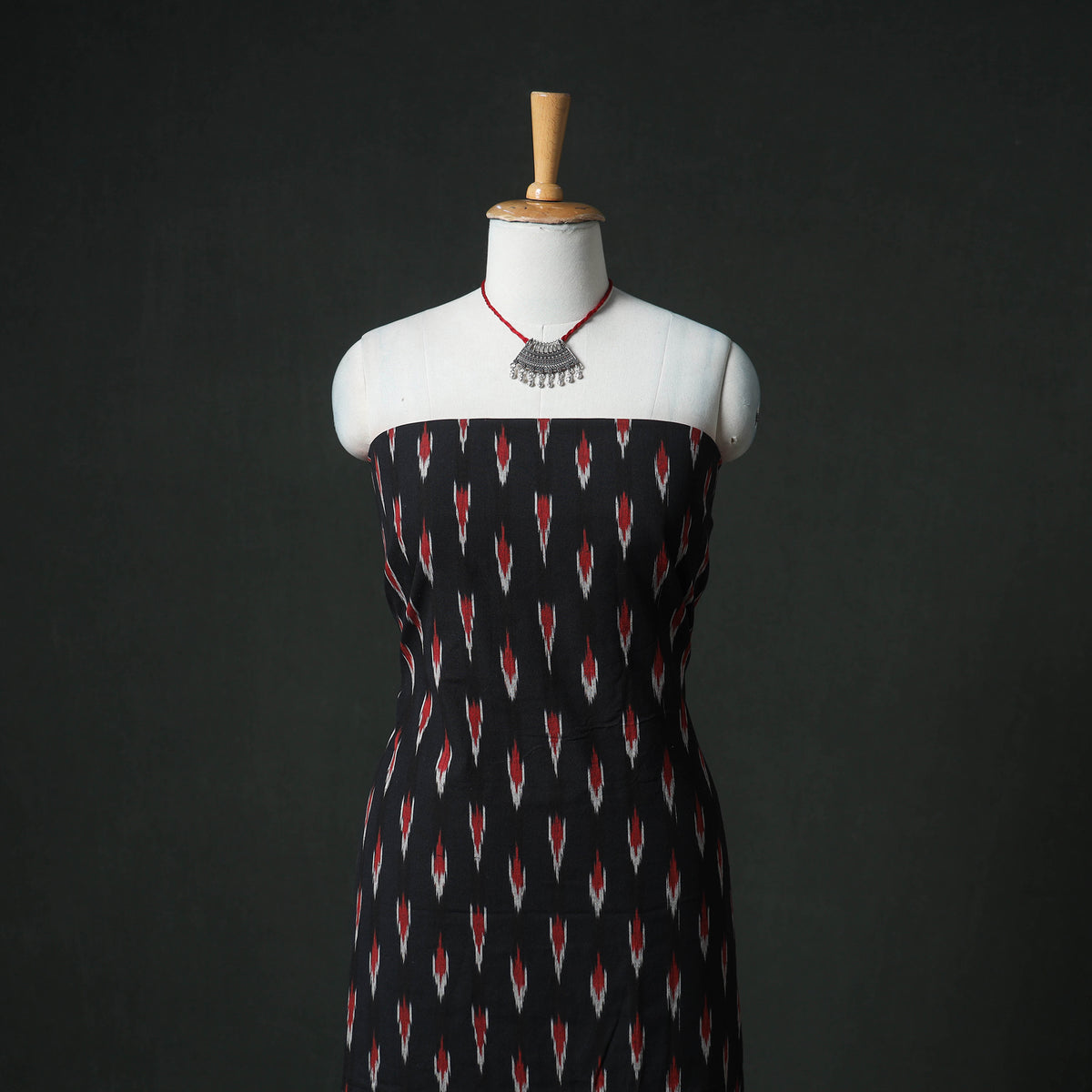Pochampally Ikat Cotton Unstitched Dress Material: Kurta & Dupatta with Jewellery 26