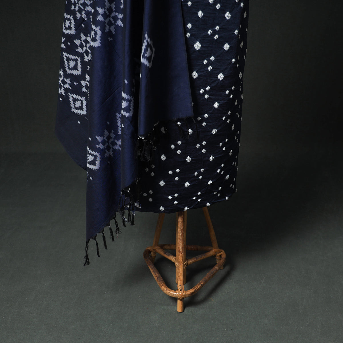 Bandhani Cotton Unstitched Dress Material: Kurta & Dupatta with Earrings 30