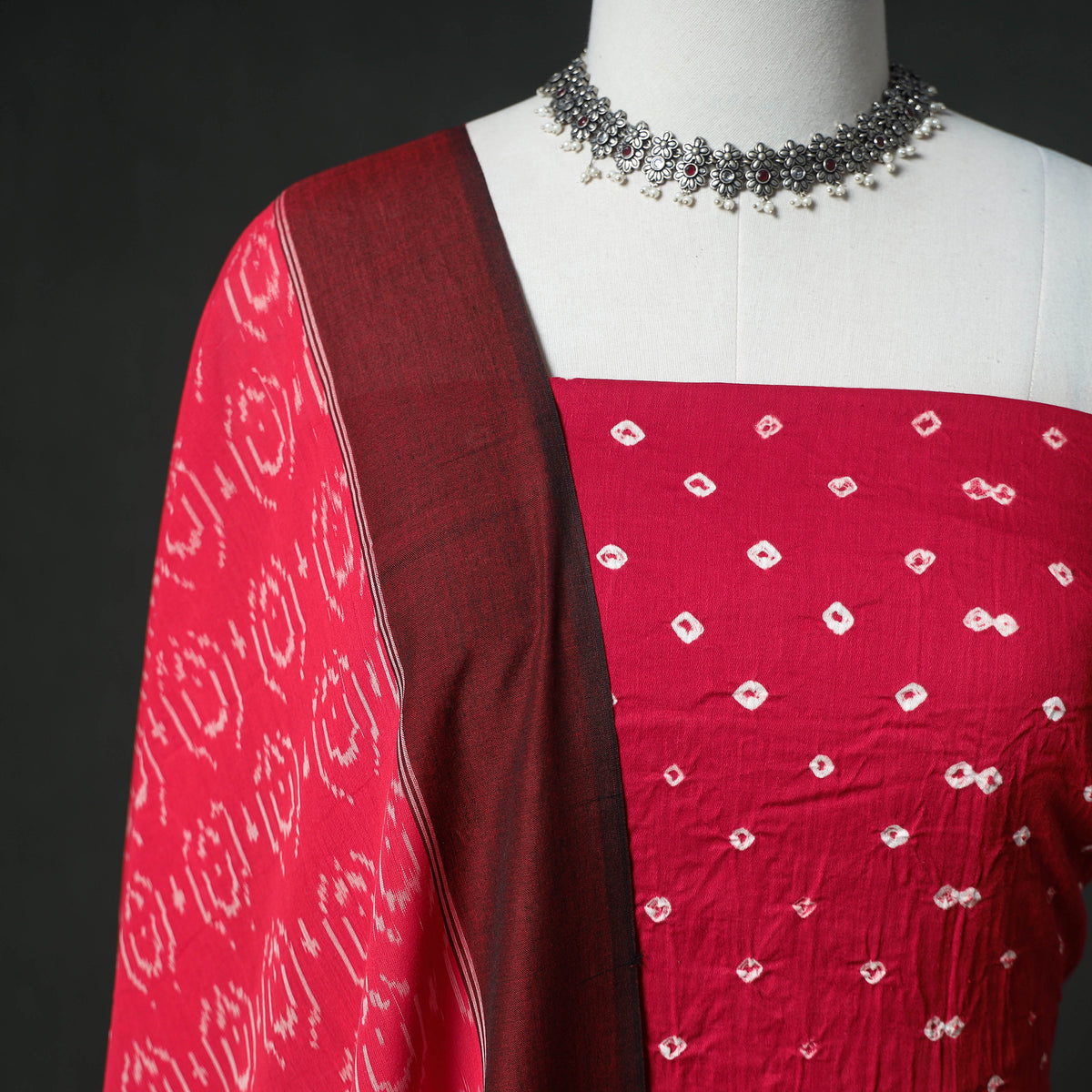 Bandhani Cotton Unstitched Dress Material: Kurta & Dupatta with Earrings 37
