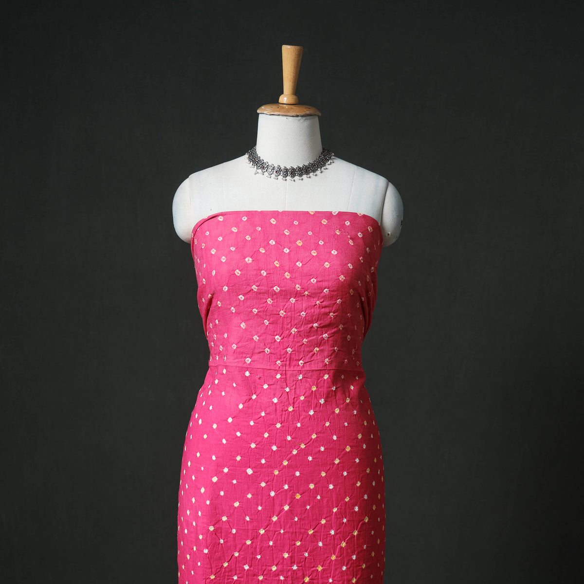 Bandhani Cotton Unstitched Dress Material: Kurta & Dupatta with Earrings 41