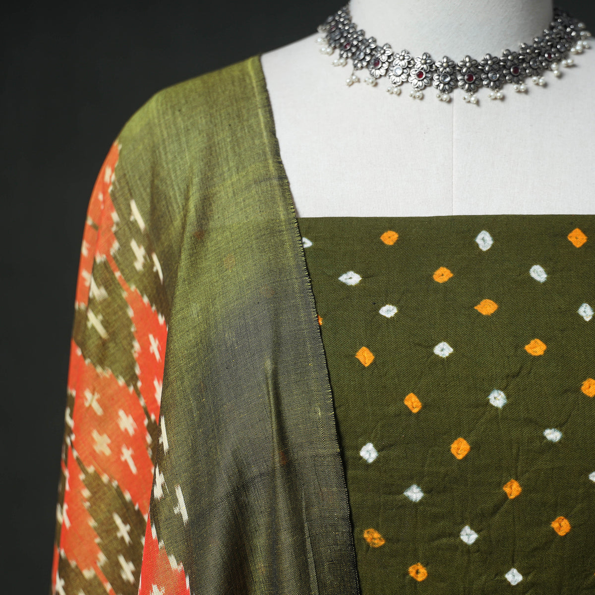 Bandhani Cotton Unstitched Dress Material: Kurta & Dupatta with Earrings 43