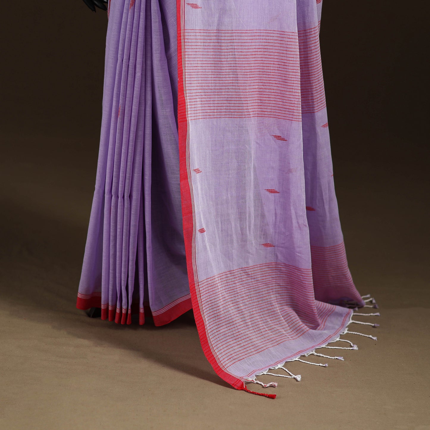 Phulia Jamdani Pure Handloom Cotton Saree with Tassels (Count 84/40) 04