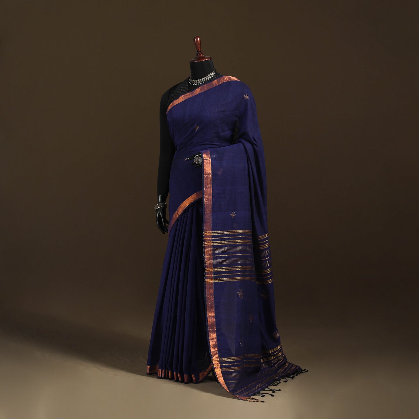 Phulia Jamdani Pure Handloom Cotton Saree with Tassels (Count 84/40) 13