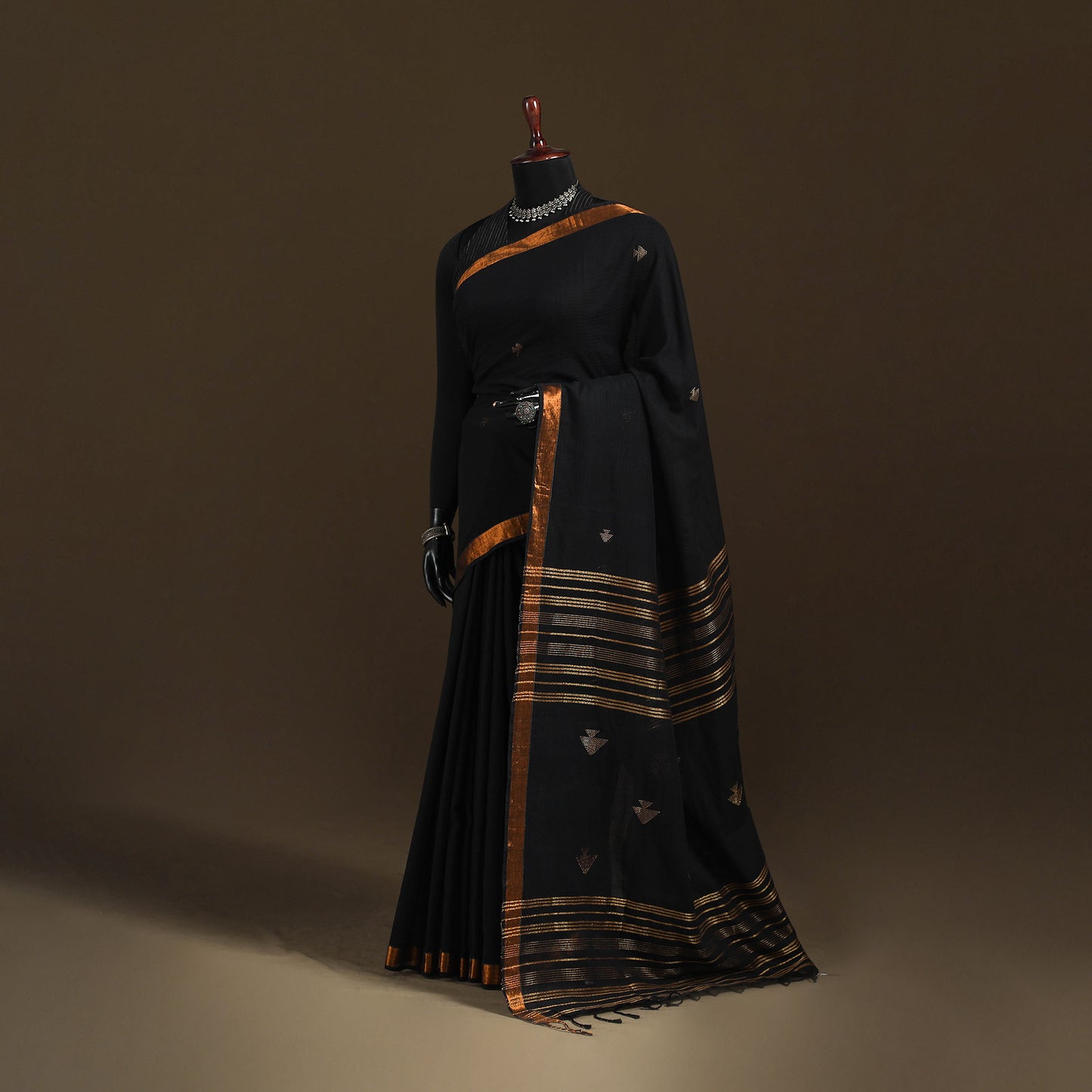 Phulia Jamdani Pure Handloom Cotton Saree with Tassels (Count 84/40) 14