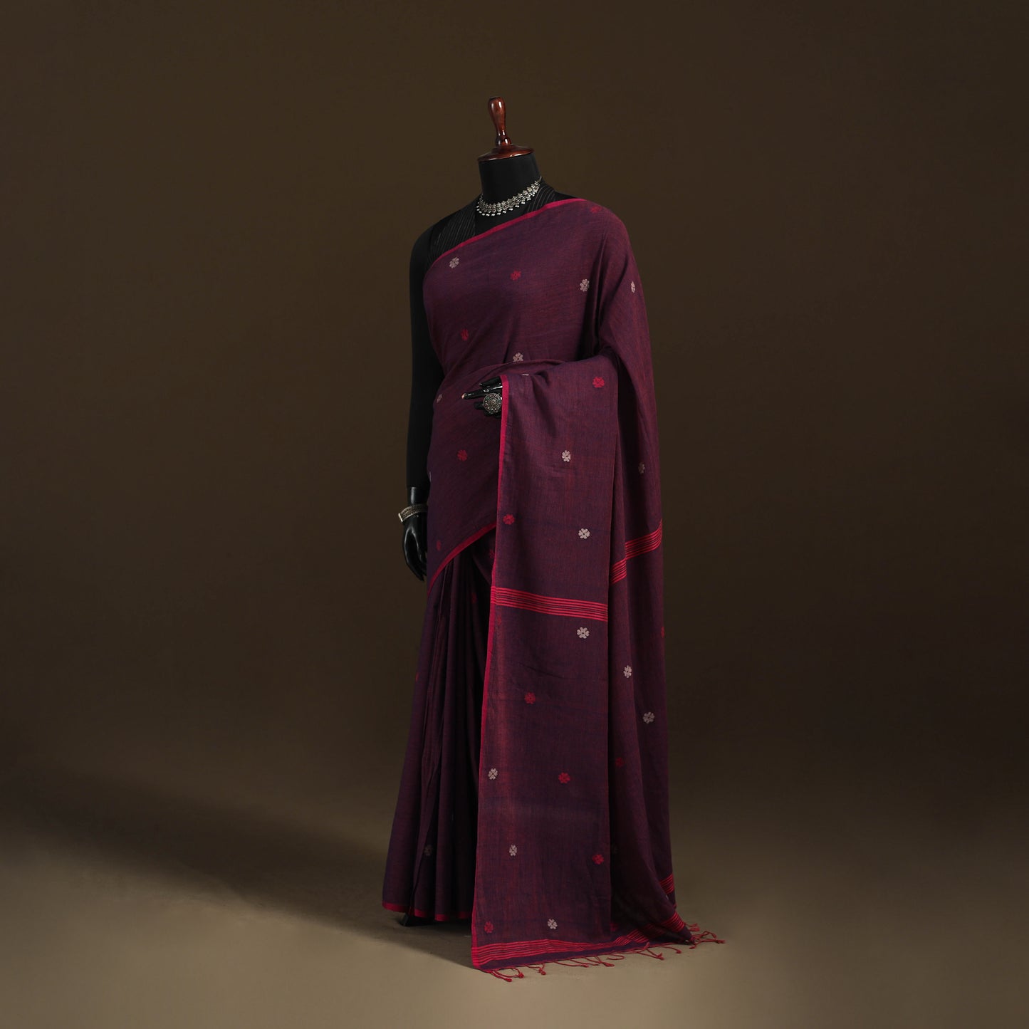 Phulia Jamdani Pure Handloom Cotton Saree with Tassels (Count 92/40) 15