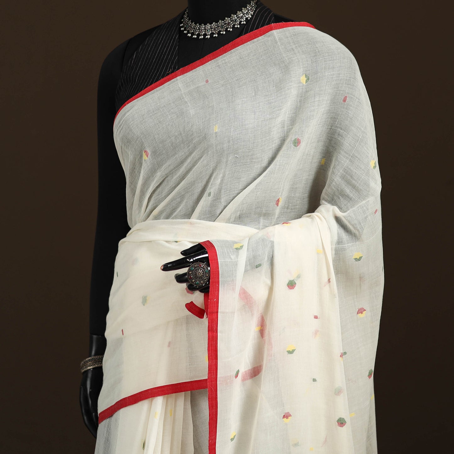 Phulia Jamdani Pure Handloom Cotton Saree with Tassels (Count 92/84) 19