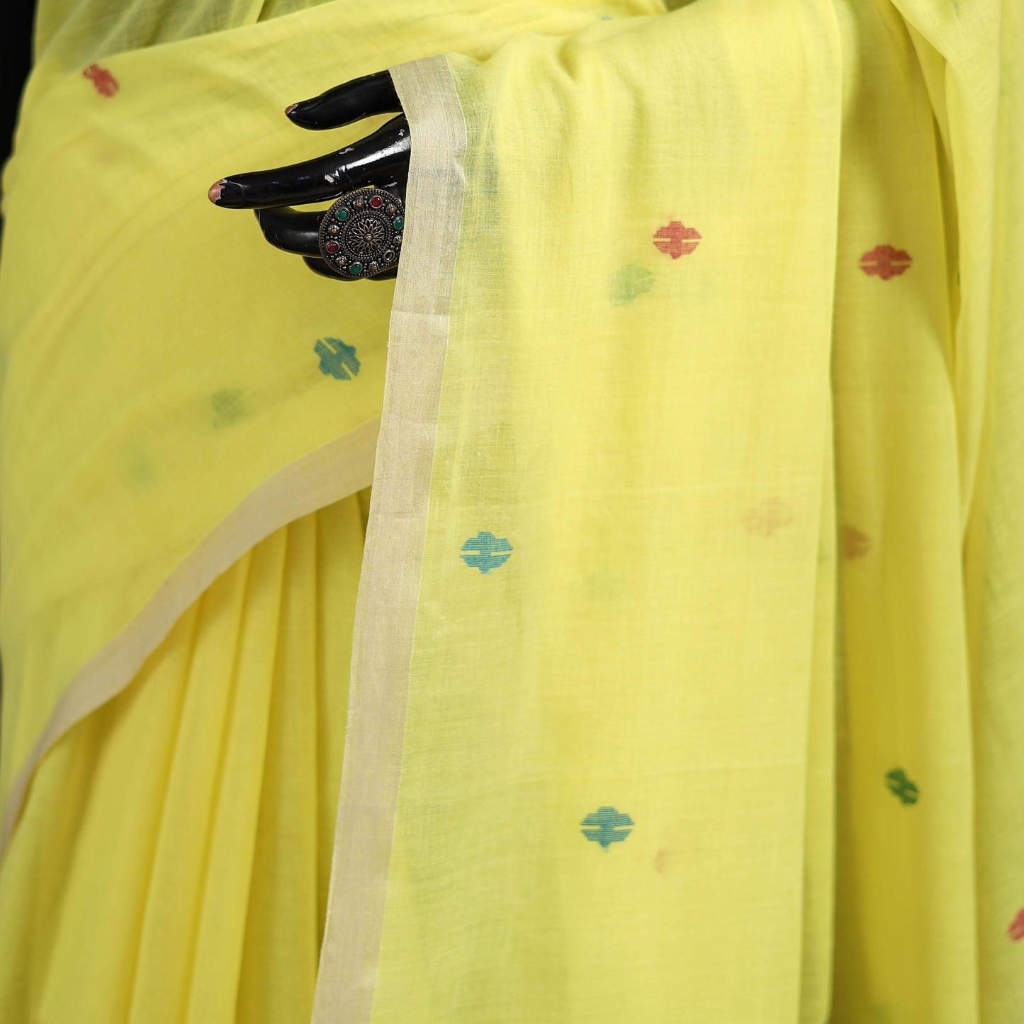 Phulia Jamdani Pure Handloom Cotton Saree with Tassels (Count 92/84) 20